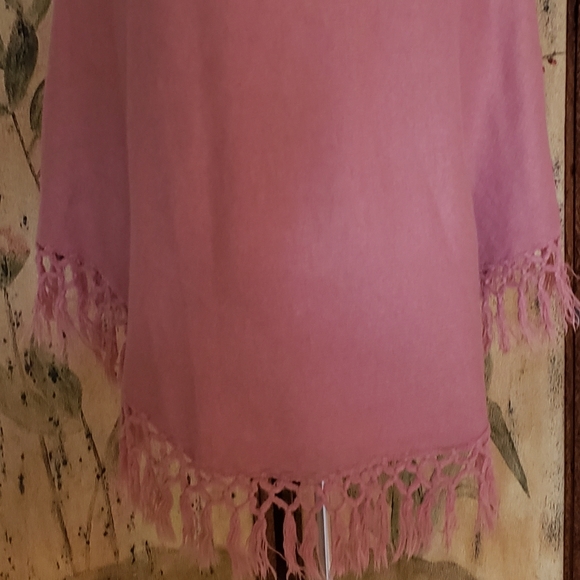 LULU Guinness Dusty Pink Poncho - Picture 7 of 8